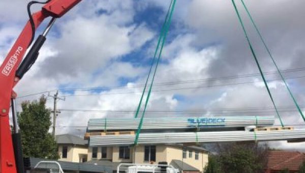 vehicle-mounted-crane-trucks-hire